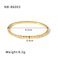 Detail of gold-plated stainless steel bangle with geometric pattern and zircon accents - Gold Wave Pattern Zirconia Inlaid Style (NB-B6003) / 18K Gold