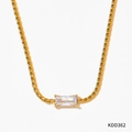 Collier gourmette en acier inoxydable doré avec pendentif rectangulaire en zircon - Style Rectangle Blanc Doré (KDD362)