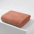 Serviette de bain en polaire corail rouge brique avec texture côtelée et séchage rapide - Serviette 34x74cm / Brun Rouge