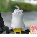 Décoration lapin en silicone pour guidon de vélo électrique avec sa boîte cadeau - Style Petit Lapin (3085) / Pièce Unique / Blanc
