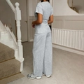 Damen Set mit grauem Kurzarm-T-Shirt und Hose mit weitem Bein für Freizeit - S / Gemischt Grau