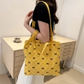 Bolso de pana amarillo con rombos negros y detalle de lazo para mujer - Amarillo