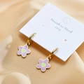 316L Edelstahl Goldohringe mit lila Blumen und grünen Herzmotiven für Damen - Lila