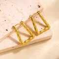 Boucles d'oreilles rectangulaires en acier titane plaqué or 18k à texture bambou - EH111/Bambou Rectangle