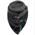 Detail of a thick black scarf featuring minimalist pink and blue cat line art and a buckle - 150*75cm / Black Cat Lines (Image 13)