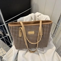 Bolso tote clásico de pata de gallo con adornos de cuero marrón para mujer - Caqui