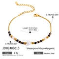 Detalle de la pulsera impermeable de acero inoxidable con perlas y cuentas negras - Pulsera de Cadena Fina con Perlas