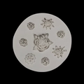 Stampo fiori in silicone bianco con 7 cavità per resina e fondente su sfondo nero - Grigio