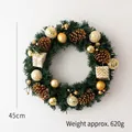 45cm Weihnachtskranz mit Zapfen, goldenen Kugeln und Geschenkboxen auf grauem Grund - Groß / Gold