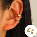 Parure de bagues d'oreille dorées avec motif nid d'abeille texturé et détails en zircone - KC Or - Design en Forme de Nid d'Abeille (3064)