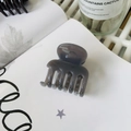 Translucent gray shark hair claw clip in minimalist seven-tooth design for women - Light Silver Grey (Medium 4.8cm)