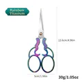 Forbici da ricamo in acciaio inossidabile titanio arcobaleno con motivi stella e luna - Stile Zucca Fiore di Prugno / Arcobaleno / 1 Pezzo (Sacchetto OPP)