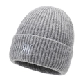 Gorro de punto acanalado gris con bordado de letras y diseño de doblez cálido - Gris claro