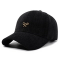 Gorra de béisbol negra de espiga con un lazo dorado elegante para un look de invierno - Ajustable / Negro