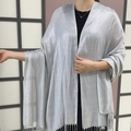 Glinsterende zilveren sjaal met franjes voor dames, elegante omslagdoek voor feesten - Zilver