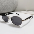 Retro-Sonnenbrille mit ovalem Silbermetallrahmen und schwarzen Bügeln für den Alltag - Silberrahmen Graue Gläser
