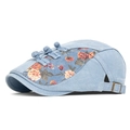 Béret en jean bleu avec empiècement floral et boutons traditionnels chinois à nœuds - Bleu clair