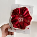 Elastico natalizio in velluto rosso con stelle dorate e bordo in peluche beige - No.13 Stella d'Oro Velluto Rosso