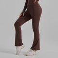Set da yoga marrone scuro con maglia a maniche lunghe e pantaloni fitness a zampa - XS / Caffè distillato