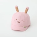 Dettaglio cappellino rosa per neonati con orecchie di coniglio 3D e ricamo a cartone - 52cm (Consigliato 2-5 Anni) / Rosa