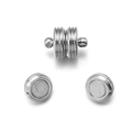 Detailansicht der zylindrischen Magnetverschlüsse in Silber für DIY-Armbandprojekte - Gestreift Flachrund 14*10mm