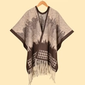 Elegante scialle in maglia stile pittura a inchiostro con frange beige e marrone - Pied de Poule Montagna Lontana Caffè