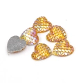 Cabochon a forma di cuore da 14mm in resina con trama a scaglie e finitura iridescente arcobaleno - 14mm / AB Camaleonte Oro (9)