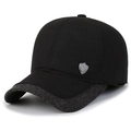 Cappello da baseball invernale da uomo con protezione per le orecchie in caldo tessuto - Nero Con Logo a Scudo
