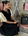 Vestido de punto de manga corta con cuerpo acanalado negro y mangas de ganchillo crema - S / Negro
