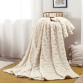Dikke crème gebreide fleece deken over een gouden stoel in een gezellige kamer - Broken Wit / 70x100cm