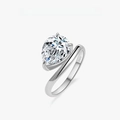 Elegant S925 sterling silver ring featuring a sparkling pear-cut cubic zirconia stone - US Size 5 / Pear Cut Main Stone (PNJ029) / Platinum