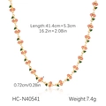 Dettaglio della collana con ciliegie rosa con specifiche di misura e peso reale - Stile Collana Ciliegia Rosa Glitterata (HC-N40541)