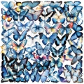 Nahaufnahme von 50 bunten Vintage-Schmetterlingsaufklebern mit Aquarell-Texturen - Blau