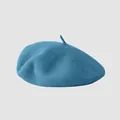 Chic peacock blue wool beret for women with a classic minimalist felt design - M (56-58cm) / Lake Blue