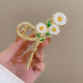 Pince à cheveux en alliage doré avec motif marguerites blanches et fini émaillé - 48# Trois Marguerites