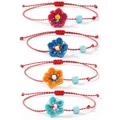 Ensemble de bracelets en corde rouge faits main avec quatre fleurs au crochet - Lot de 4 (Fleurs multicolores)