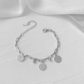 Pulsera de acero de titanio plateada con eslabones rectangulares y colgantes de moneda - Retrato de Reina Acero