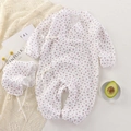 Baby Mädchen Blumen Strampler Set mit passendem Sonnenhut aus weicher Baumwollgaze - 66CM / Weiß Blumig