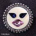 Vintage round face brooch with blue crystal eyes and pearls, 3.8x3.8cm variant - Off-White Smiley Face