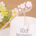 Floral tassel hair pin in rose gold with pink flowers, pearls and rhinestones - Rose Gold Pink Flower Pearl Tassel (FZ012)