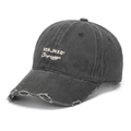 Vue détaillée du bord usé et de la broderie sur la casquette en coton délavé - Taille Unique(Réglable) / Gris