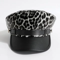 Berretto Y2K con stampa leopardata bianca e nera, visiera in finta pelle nera e bottoni in metallo - M (56-58cm) / Stampa Leopardata PU Nero