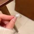 Verstellbarer Ring mit Herz-Katzenaugenstein und Perlenband für Damen in Silber - Silber Spitze Herzring (J956)