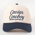 Détail de la broderie Caviar Cowboy sur une casquette de baseball bicolore - Réglable / Crème/Bleu Marine