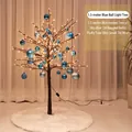 Árbol de Navidad 1,5m con luces LED cálidas, bolas azules y falda de felpa blanca - Árbol de Luces de Bolas Azules de 1,5m