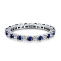 Eternity ring in S925 sterling zilver met blauwe en witte fonkelende kristallen - US 6 / Blauw