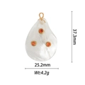 Dettaglio del ciondolo Occhio del Male con misure 37,3mm x 25,2mm e peso di 4,2g - DZ-1325 Conchiglia Gemma Arancione