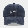 Berretto da baseball vintage in cotone lavato blu navy con ricamo NYC bianco sul davanti - Regolabile / Blu navy