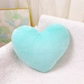 Coussin moelleux en peluche en forme de cœur vert menthe avec texture en fausse fourrure - Cœur - Vert menthe