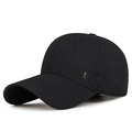 Herren Premium Baseballkappe in Schwarz mit seitlichem Metalllogo und Textur - Schwarz / Verstellbar (55-60cm)